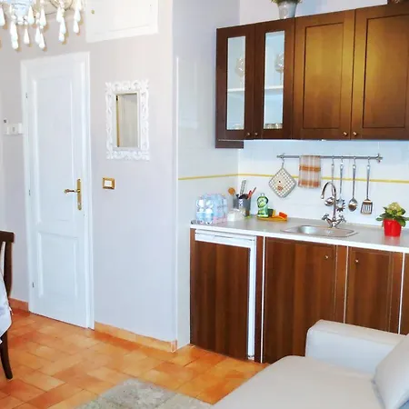 Apartment Domizio Rome