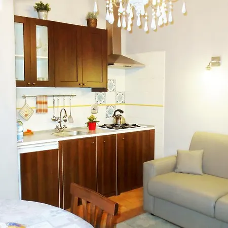 Domizio * Rome