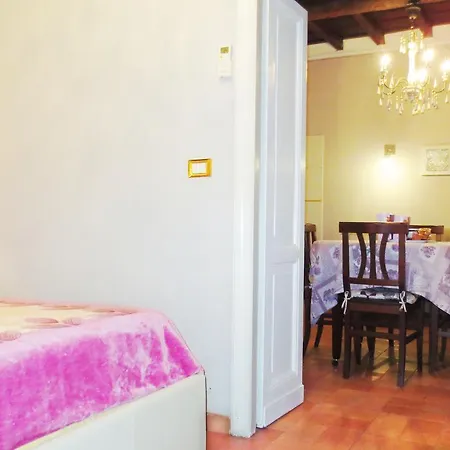 Domizio Apartment