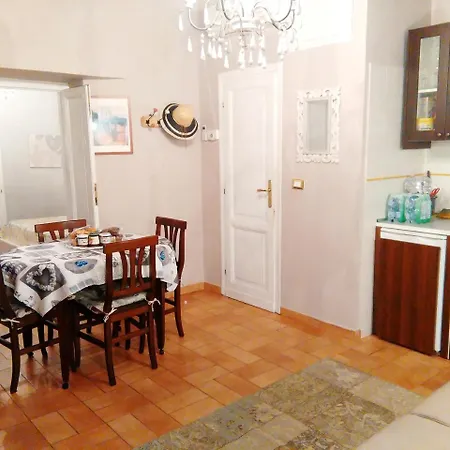 Domizio * Rome